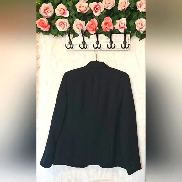 Liz Claiborne Class Pinstriped Blazer Jacket - Picture 2 of 4